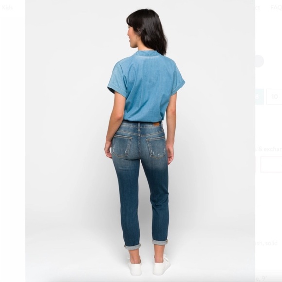 Judy Blue Mid-Rise Relaxed Fit Distressed Girlfriend Jeans - Picture 3 of 11
